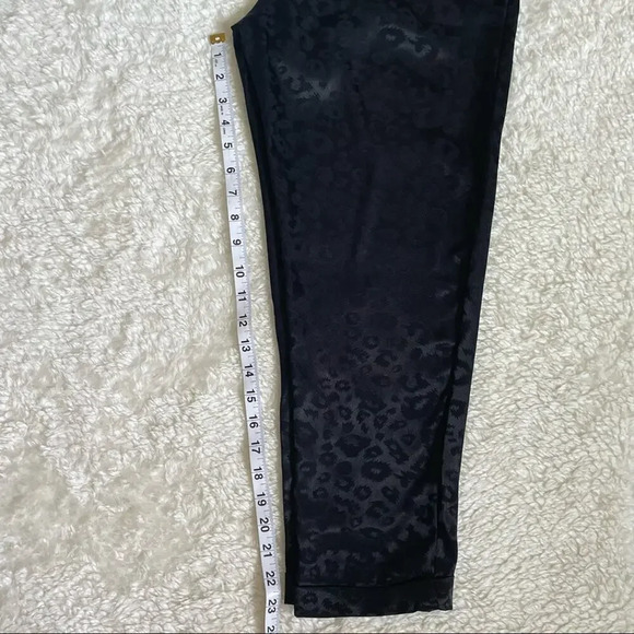 Mi Ami Andey Animal Print Black Silk Joggers STYLE#WS30234 Small - Picture 10 of 16
